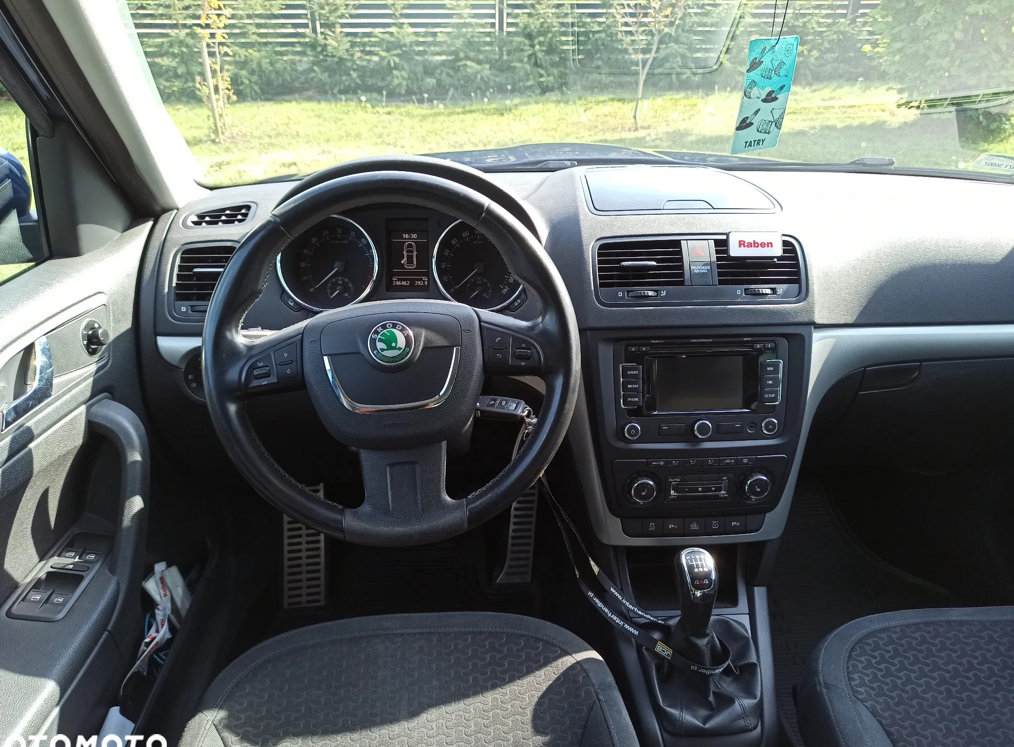 Skoda Yeti cena 29900 przebieg: 246000, rok produkcji 2011 z Szczawnica małe 154